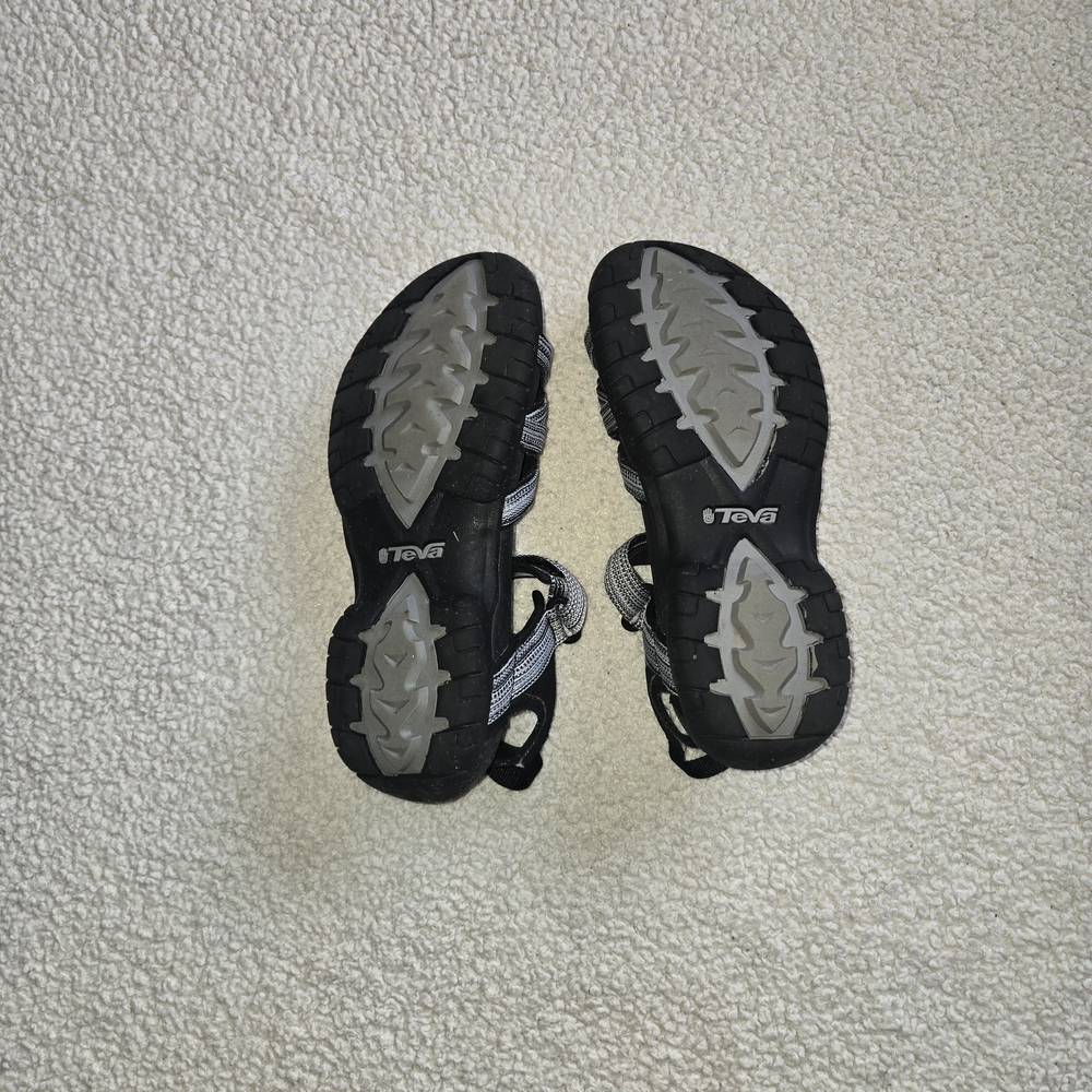 Teva Black and Gray Sandals Size 6.5 - Picture 3 of 10